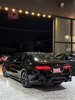 بی ئێم دەبڵیو سیریەس 5